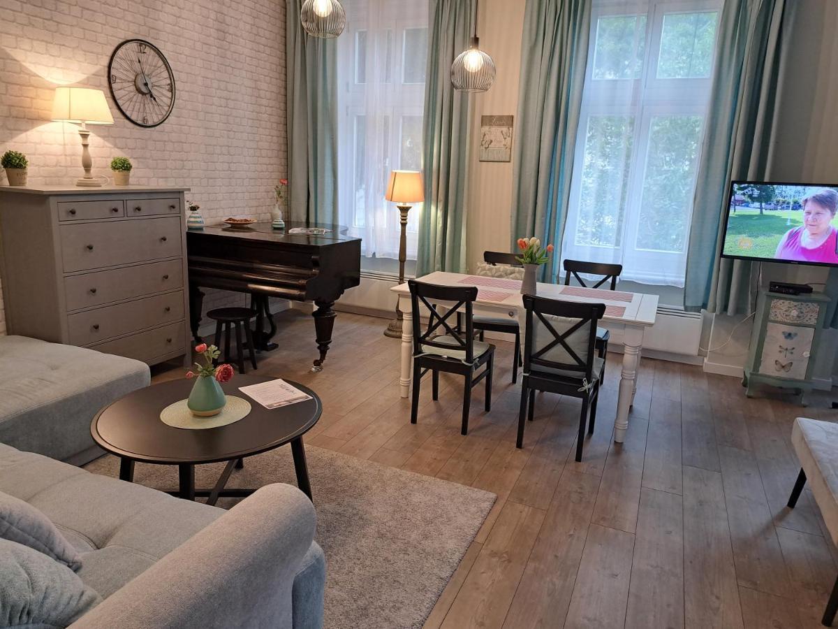 Gizella Apartman Budapest Exterior foto